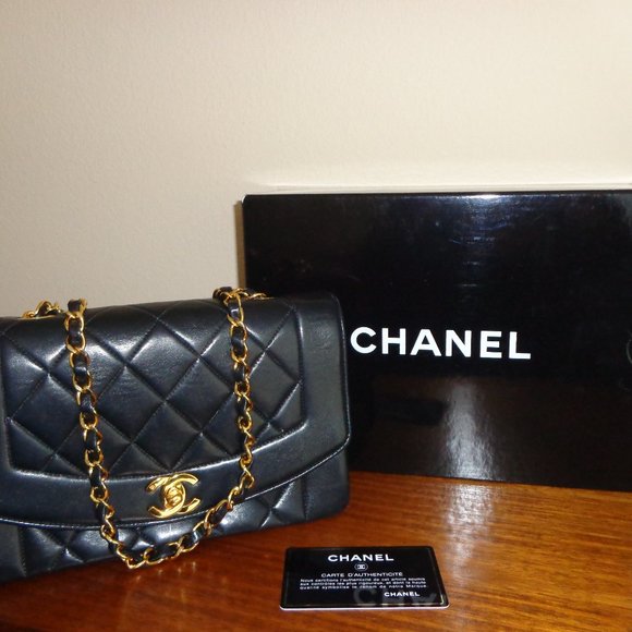 Channel Vintage Diana Flap Bag - Picture 1 of 5